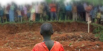 Uvira : la découverte de fosses communes ravive le spectre des crimes de guerre dans l’Est congolais