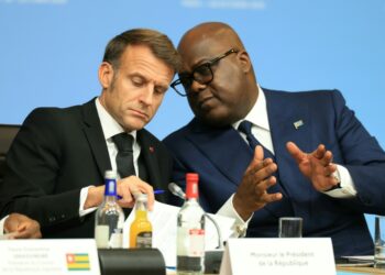 Tshisekedi et Macron se rencontrent à Paris pour discuter de la sécurité en RDC