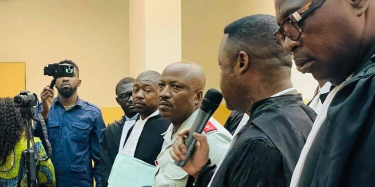 Procès de Philémon Yav : Appel à une contre-expertise après la saisie de téléphones par le CNC