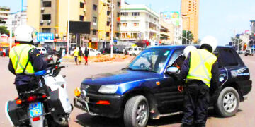 Contrôles routiers renforcés pour combattre les embouteillages, mais à quel prix ?