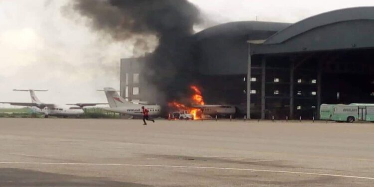 Incendie à l’aéroport de Lagos : Six blessés et vols suspendus