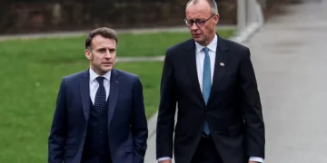 L’Europe durcit le ton face à Téhéran : Paris, Berlin et Londres prêts à “agir en défense