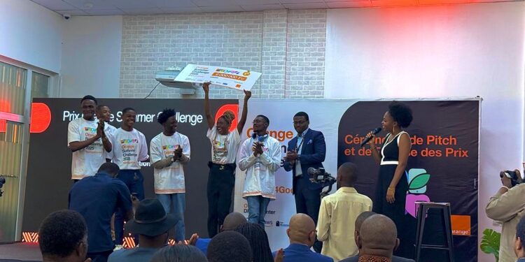Une startup congolaise veut révolutionner la gestion des déchets : Recystation triomphe à l’Orange Summer Challenge