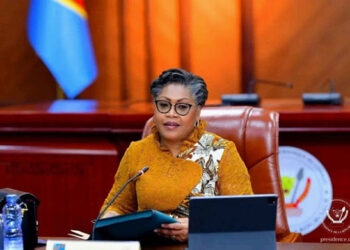 Judith Suminwa renforce les normes environnementales dans le secteur minier en RDC