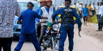 Kinshasa : un moratoire de 45 jours pour les taxi-motos, mais la confusion persiste