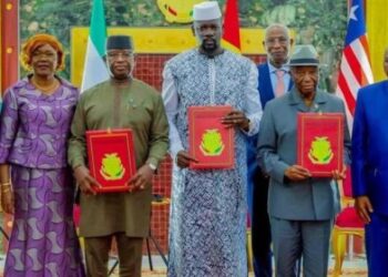 Sommet de conakry : la diplomatie du fleuve mano face au bruit des bottes