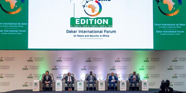 Sénégal : ouverture du Forum de Dakar dans une Afrique sécuritaire en recomposition