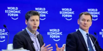 Sam Altman veut 7 000 milliards : quand l’IA aspire les ressources de la planète
