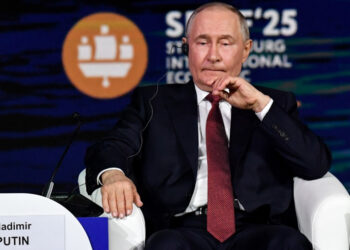 Poutine admet le rouge économique : l’économie de guerre s’effondre, la Russie entre en récession