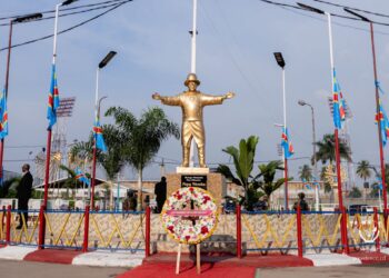 Papa Wemba, dix ans : Kinshasa pleure, Abidjan baptise une rue, le monde se souvient