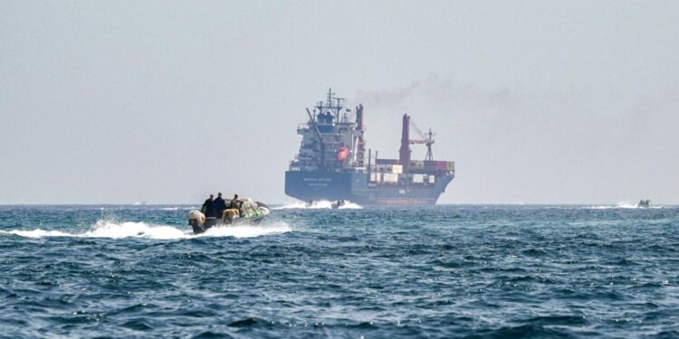 Le détroit d’Ormuz comme otage : deux navires saisis, le cessez-le-feu en sursis, la guerre sur pause mais pas terminée