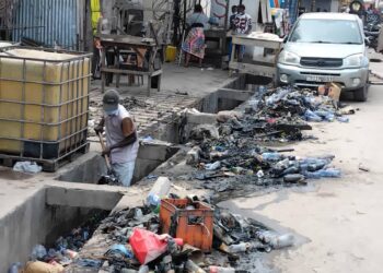 Kinshasa-Matete : la Banque mondiale finance le curage des caniveaux contre les inondations
