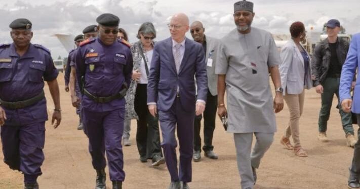 Ituri : 87 morts en mars, James Swan boucle sa tournée, les promesses rencontrent les réalités