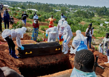Ebola Bundibugyo : 550 cas confirmés, 101 morts, MSF débordée appelle à décentraliser la riposte
