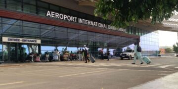 Niger : l’aéroport stratégique de Niamey attaqué, un nouveau défi sécuritaire pour l’Alliance des États du Sahel