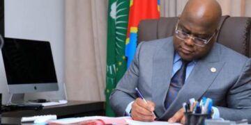 Tshisekedi nomme de nouveaux mandataires dans quatre institutions publiques : signaux de recomposition du pouvoir