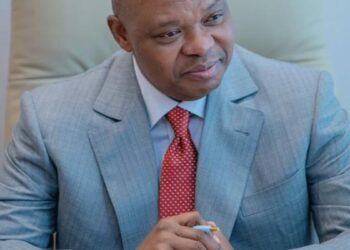 UDPS : Taupin Kabongo Mukengeshayi, le profil qui incarne le débat sur le renouvellement du leadership