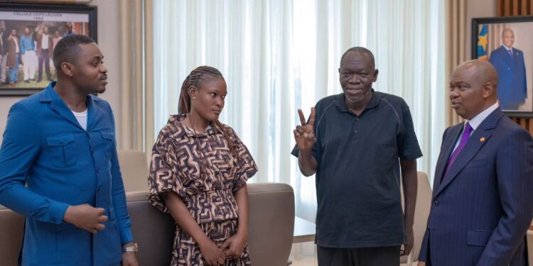 Taupin Kabongo poursuit ses consultations et adresse un message de solidarité à un militant hospitalisé