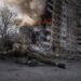 Ukraine : huit morts dans de nouvelles frappes russes, le front diplomatique reste ouvert